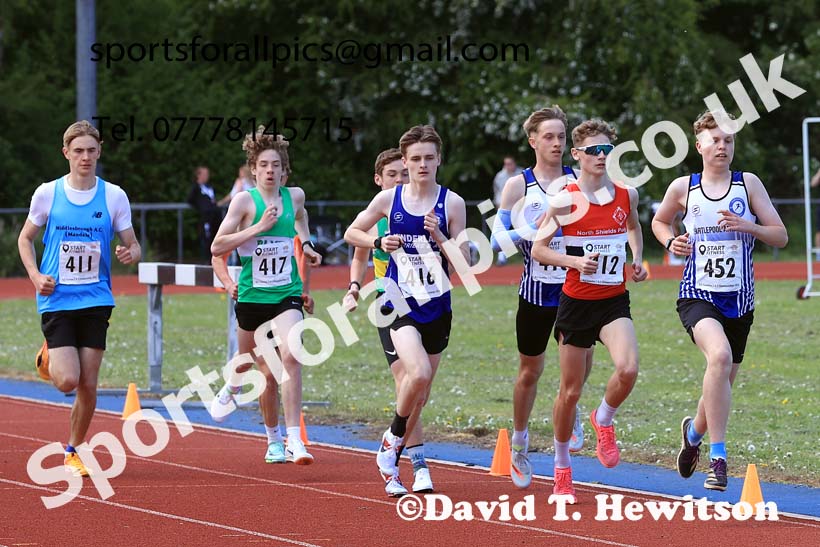 Mens under-17s 800 metres, 2025 North Eastern Track and Field Champs., Shildon, County Durham. Photo: David T. Hewitson/Sports for All Pics